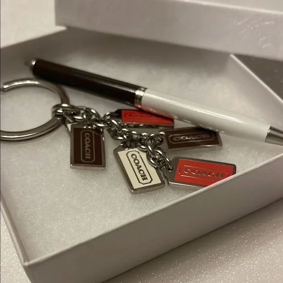 Coach Keychain and Pen Set - Picture 7 of 7